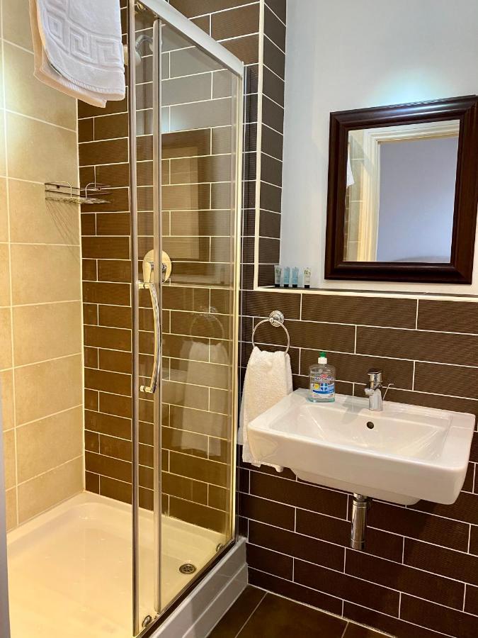 Churchill Two Bedroom Apartments With Free Parking And The Minster View Γιορκ Εξωτερικό φωτογραφία
